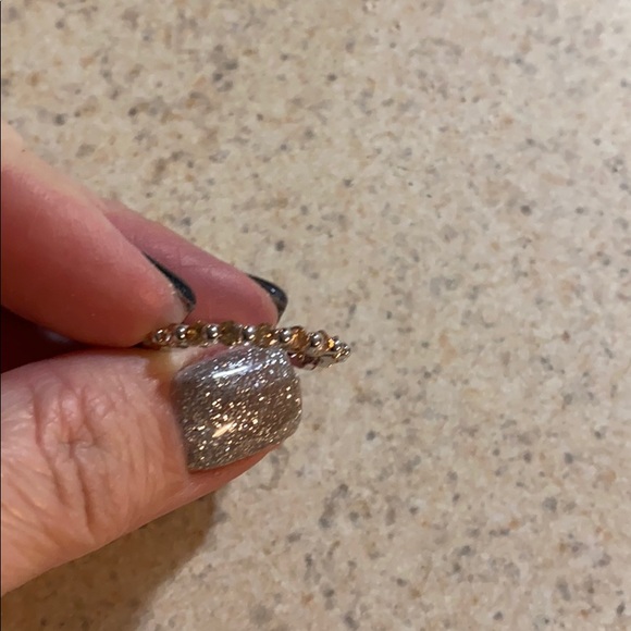 Ring - Picture 3 of 5